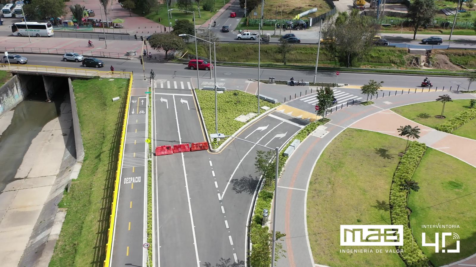 Construcción de la cimentación profunda, Box culvert y vias perimetrales